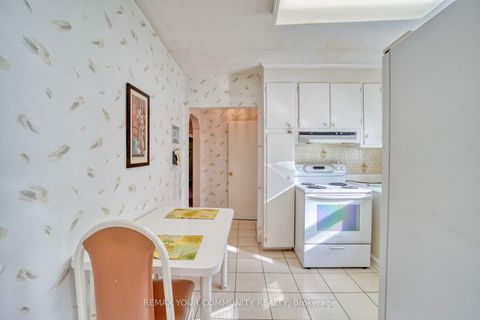 Photo 18 at 48 Alexis Boulevard, Clanton Park, Toronto