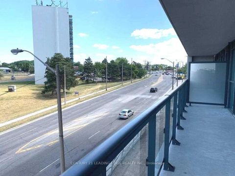 Photo 5 at 302 - 1461 Lawrence Avenue W, Amesbury, Toronto