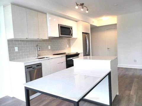 Photo 11 at 302 - 1461 Lawrence Avenue W, Amesbury, Toronto
