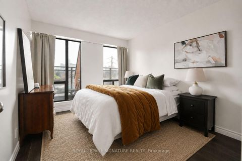 Photo 10 at 415 - 456 College Street, Little Italy, Toronto