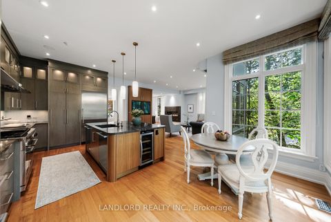 Photo 14 at 94 Inglewood Drive, Moore Park, Toronto