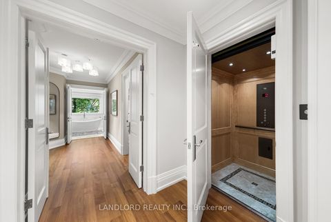 Photo 28 at 94 Inglewood Drive, Moore Park, Toronto