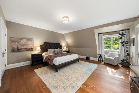 Photo 37 at 94 Inglewood Drive, Moore Park, Toronto