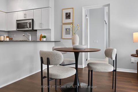 Photo 4 at 2201 - 15 Windermere Avenue, Swansea, Toronto