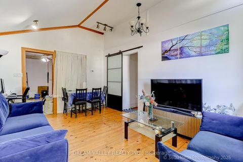 Photo 2 at 96 Laurel Avenue, Kennedy Park, Toronto