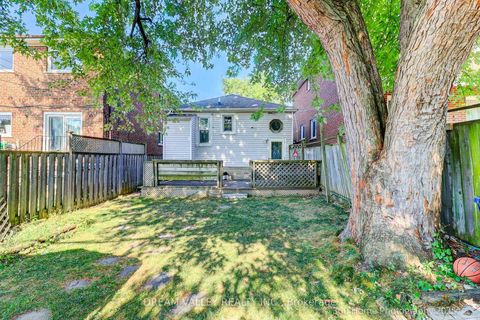 Photo 24 at 96 Laurel Avenue, Kennedy Park, Toronto