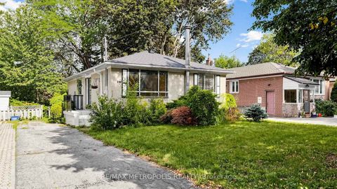 Photo 1 at 139 Pandora Circle, Woburn, Toronto