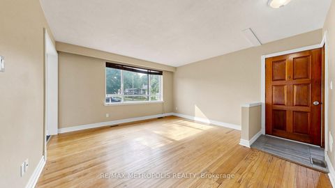 Photo 5 at 139 Pandora Circle, Woburn, Toronto