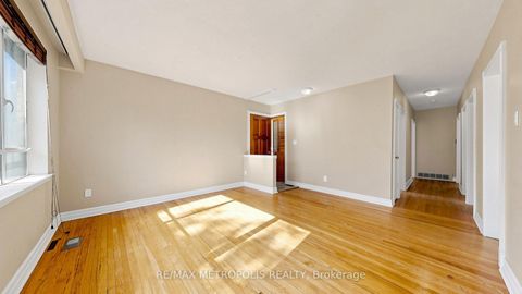 Photo 7 at 139 Pandora Circle, Woburn, Toronto