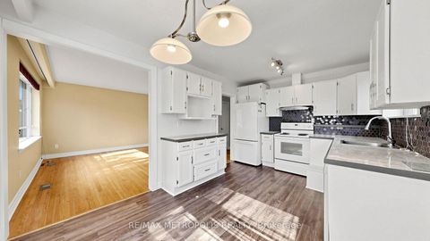 Photo 13 at 139 Pandora Circle, Woburn, Toronto