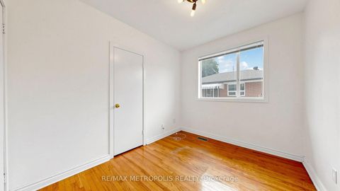 Photo 16 at 139 Pandora Circle, Woburn, Toronto