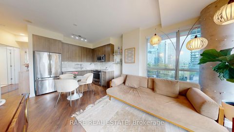Photo 2 at 905 - 50 Bruyeres Mews, Niagara, Toronto