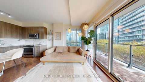 Photo 5 at 905 - 50 Bruyeres Mews, Niagara, Toronto