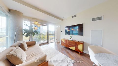 Photo 6 at 905 - 50 Bruyeres Mews, Niagara, Toronto