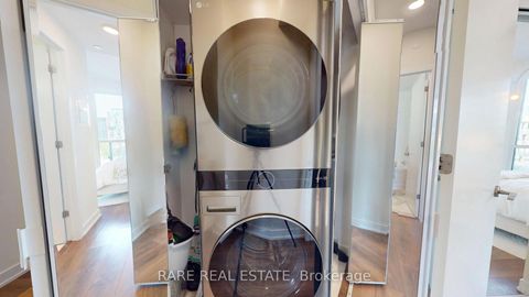 Photo 16 at 905 - 50 Bruyeres Mews, Niagara, Toronto