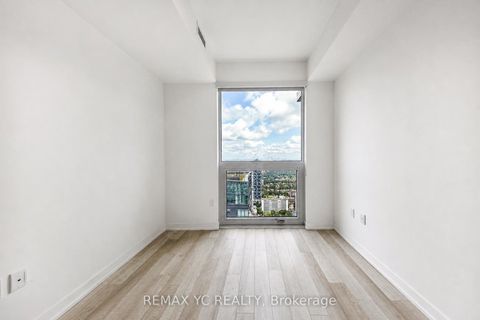 Photo 17 at 3708 - 39 Roehampton Avenue, Mount Pleasant West, Toronto