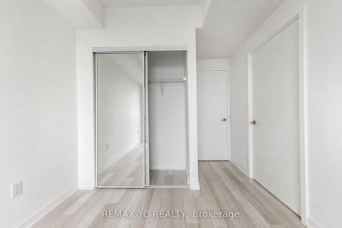 Photo 19 at 3708 - 39 Roehampton Avenue, Mount Pleasant West, Toronto