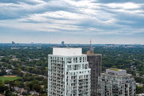 Photo 34 at 3708 - 39 Roehampton Avenue, Mount Pleasant West, Toronto