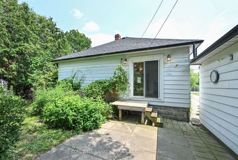Photo 10 at 144 Church Street, Schomberg, King