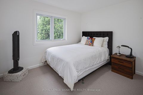 Photo 12 at 16 Burdock Lane, Don Mills, Toronto