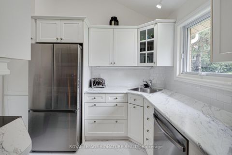 Photo 26 at 16 Burdock Lane, Don Mills, Toronto