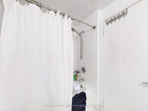 Photo 25 at 1002 - 260 Sackville Street, Regent Park, Toronto
