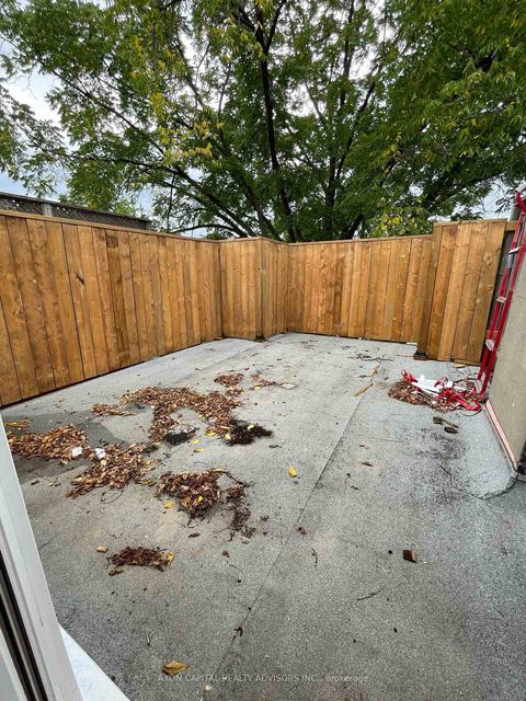 Photo 10 at 490 Gladstone Avenue, Dufferin Grove, Toronto