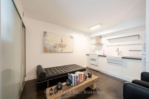 Photo 12 at 912 - 210 Victoria Street, Yonge Corridor, Toronto