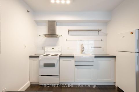 Photo 14 at 912 - 210 Victoria Street, Yonge Corridor, Toronto