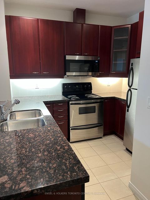 Photo 4 at 104 - 205 The Donway Way W, Don Mills, Toronto