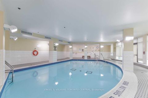 Photo 9 at 104 - 205 The Donway Way W, Don Mills, Toronto