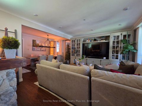 Photo 6 at 482 Ruth Avenue, Newtonbrook East, Toronto