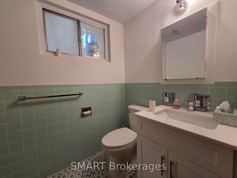 Photo 19 at 482 Ruth Avenue, Newtonbrook East, Toronto