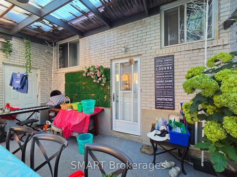 Photo 21 at 482 Ruth Avenue, Newtonbrook East, Toronto