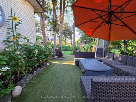 Photo 24 at 482 Ruth Avenue, Newtonbrook East, Toronto