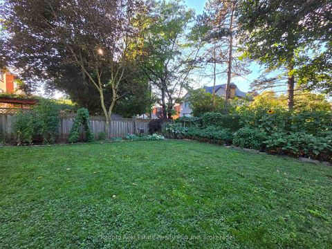 Photo 35 at 482 Ruth Avenue, Newtonbrook East, Toronto