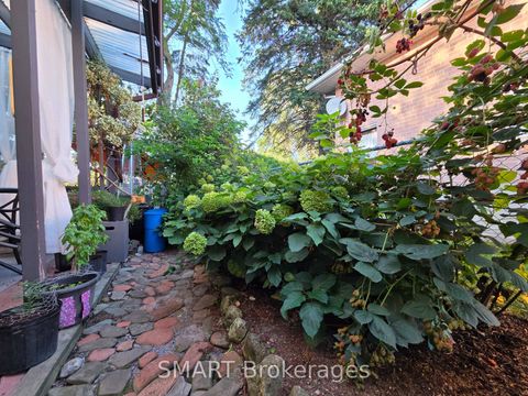 Photo 42 at 482 Ruth Avenue, Newtonbrook East, Toronto