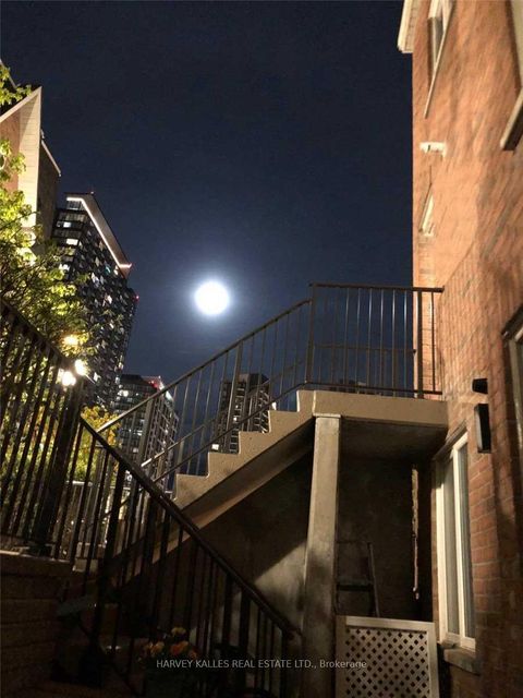 Photo 26 at 220 - 28 Douro Street, Niagara, Toronto