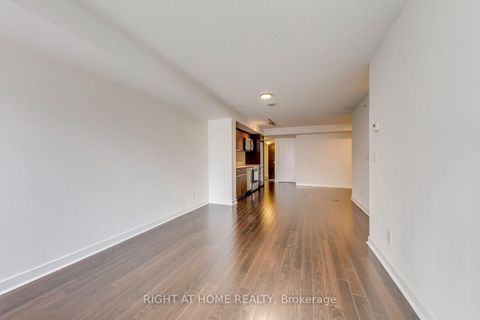 Photo 16 at 1306 - 295 Adelaide Street W, Waterfront Communities C1, Toronto
