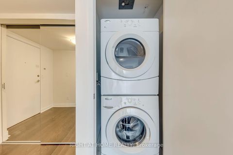 Photo 25 at 1306 - 295 Adelaide Street W, Waterfront Communities C1, Toronto