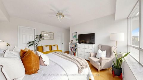 Photo 14 at 312 - 1818 Bayview Avenue, Mount Pleasant East, Toronto