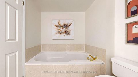 Photo 17 at 312 - 1818 Bayview Avenue, Mount Pleasant East, Toronto