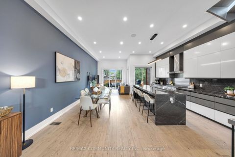 Photo 7 at 7 Derwyn Road, East York, Toronto