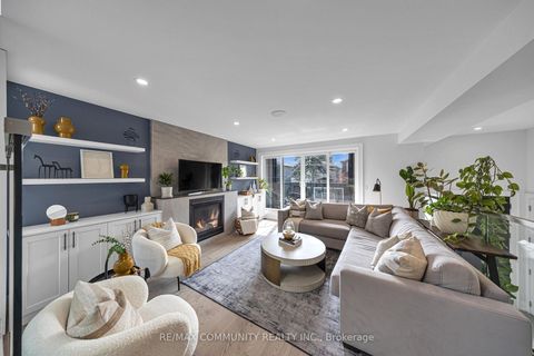 Photo 16 at 7 Derwyn Road, East York, Toronto