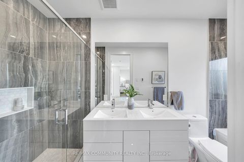 Photo 26 at 7 Derwyn Road, East York, Toronto
