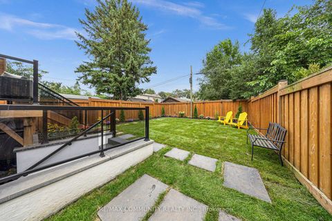 Photo 42 at 7 Derwyn Road, East York, Toronto