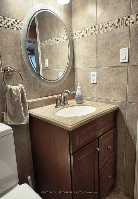 Photo 23 at 131 Black Hawk Way, Branson, Toronto