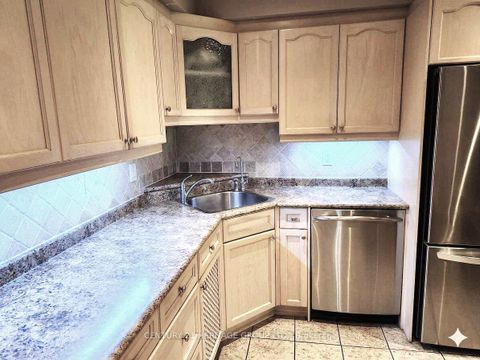 Photo 27 at 131 Black Hawk Way, Branson, Toronto
