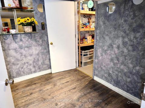 Photo 35 at 131 Black Hawk Way, Branson, Toronto