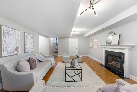 Photo 23 at 239 Country Lane, Painswick South, Barrie